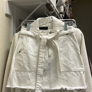 CLOSET CLEAROUT: WOMENS ABERCROMBIE WHITE JEAN SKIRT SZ 0